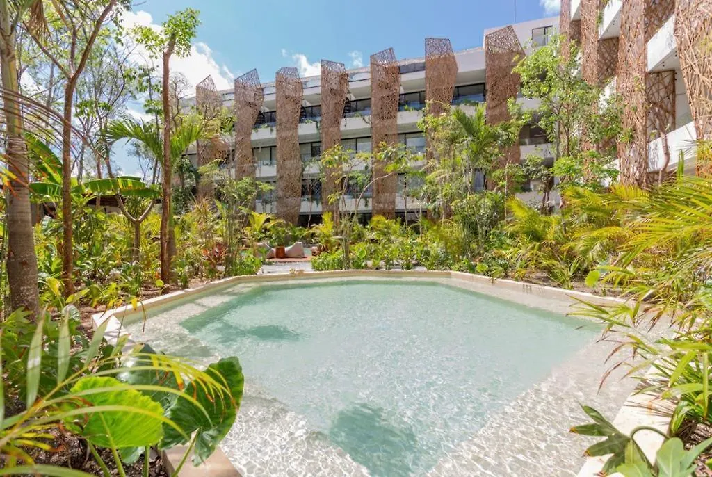 Tulum Retreat With Private Patio Tub & 2 Free Bikes Apartment